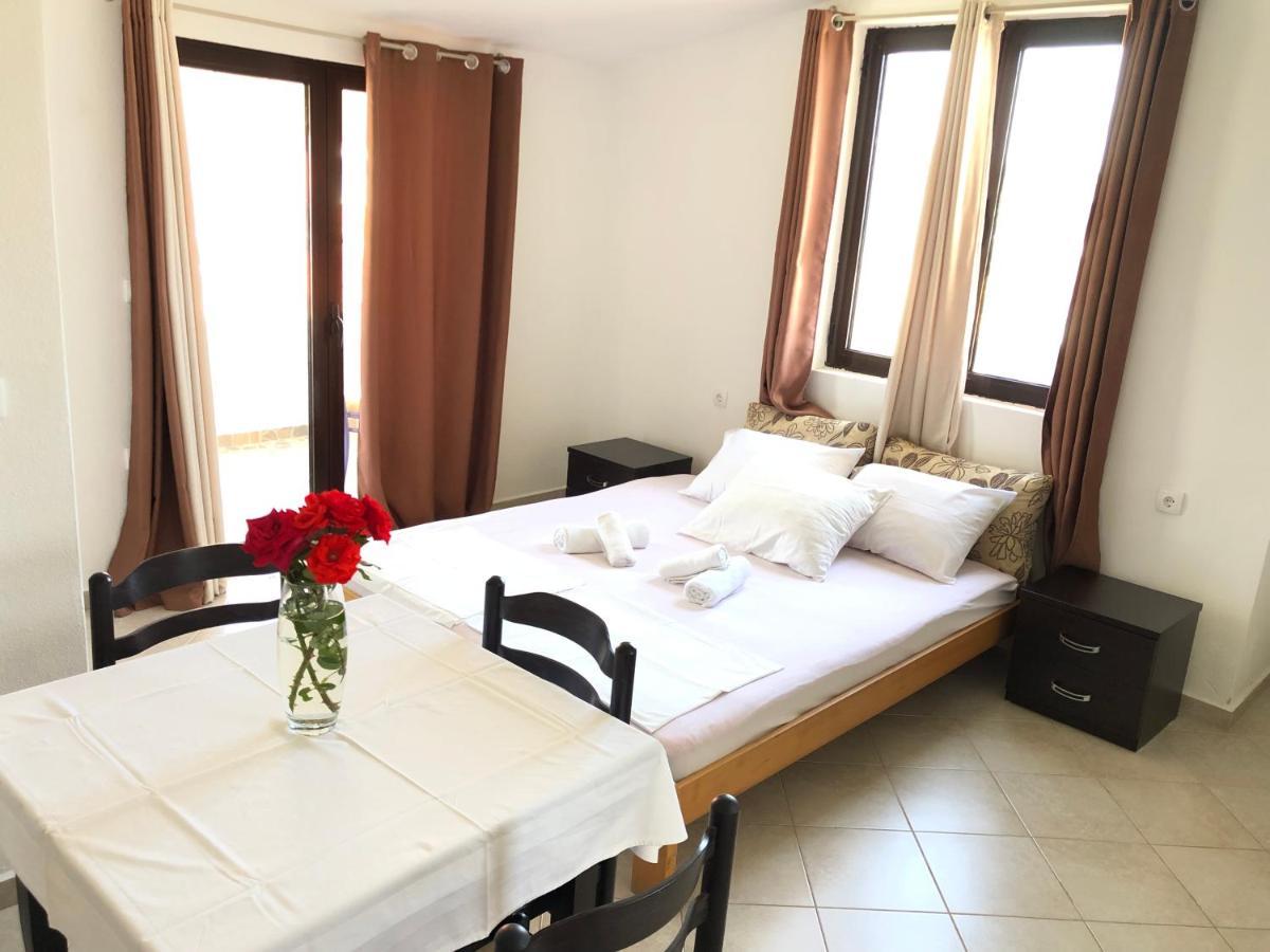 Apartments Radosevic Ούλτσιν Εξωτερικό φωτογραφία