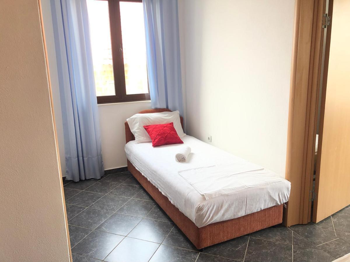 Apartments Radosevic Ούλτσιν Εξωτερικό φωτογραφία